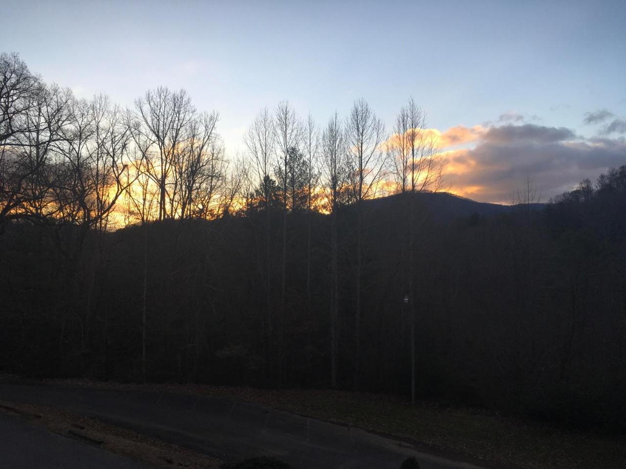 University Inn Cullowhee ภายนอก รูปภาพ